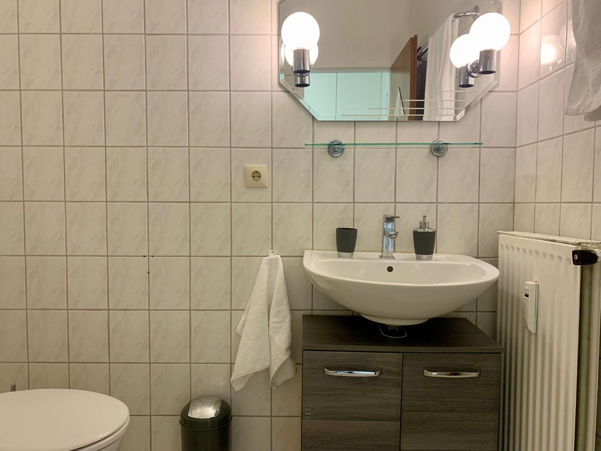 Tt Living I Souterrain Mit Terrasse I Naehe Hbf I Kostenlos Parken *